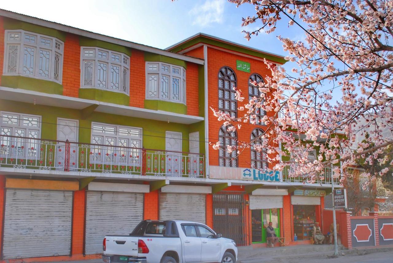 Skardu Lodge Ngoại thất bức ảnh