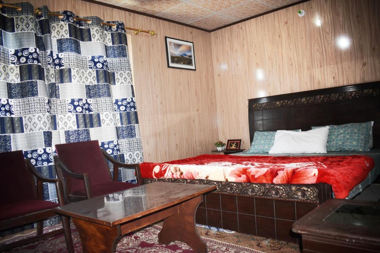 Skardu Lodge Ngoại thất bức ảnh