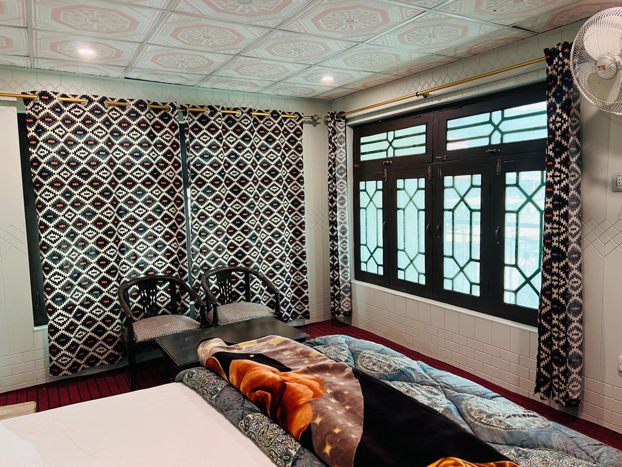 Skardu Lodge Ngoại thất bức ảnh